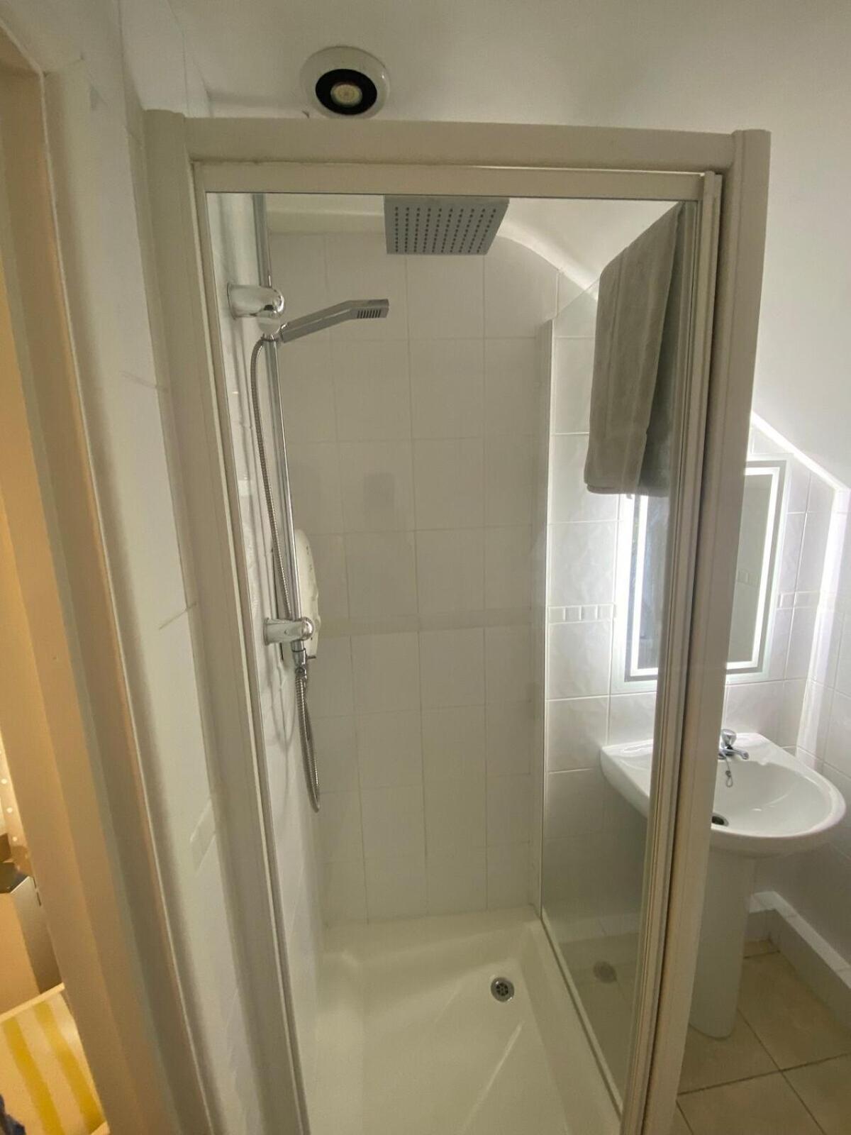 Private Entry Guesthouse Hideaway Hordle Dış mekan fotoğraf