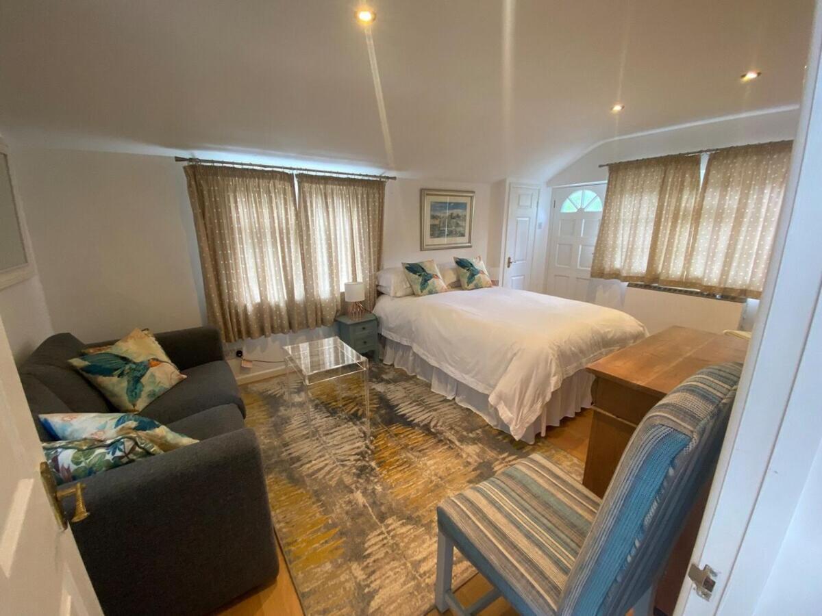 Private Entry Guesthouse Hideaway Hordle Dış mekan fotoğraf